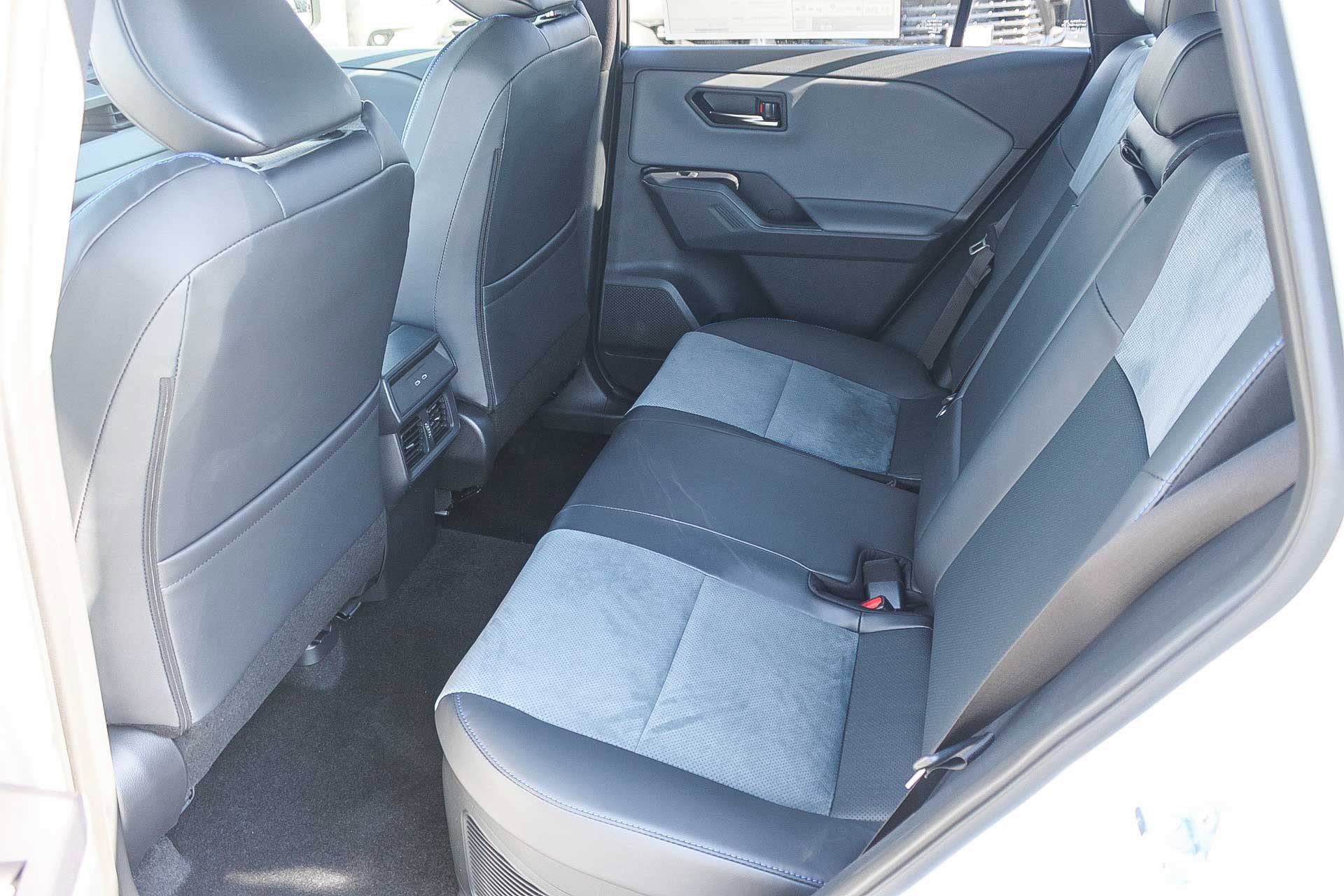 New 2026 Toyota RAV4 XSE AWD/4WD image 21