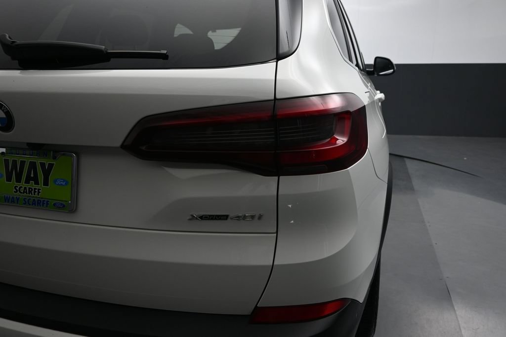 Used 2023 BMW X5 xDrive40i AWD/4WD image 2