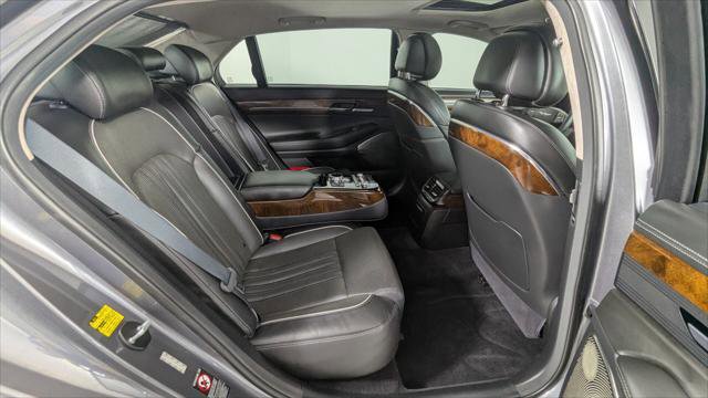 Used 2017 Genesis G90 3.3T Premium image 23