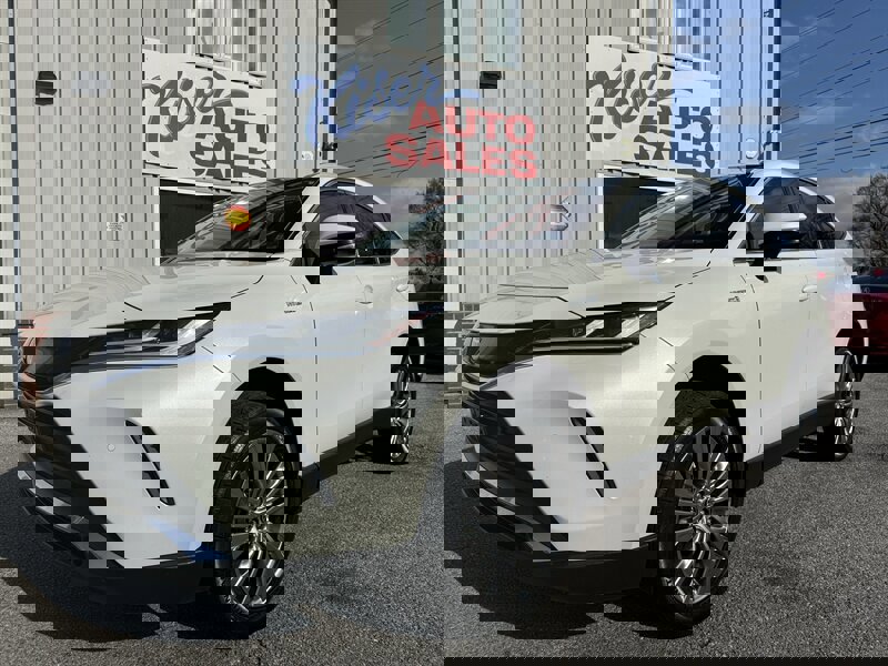 Used 2021 Toyota Venza XLE w/ Softex Package