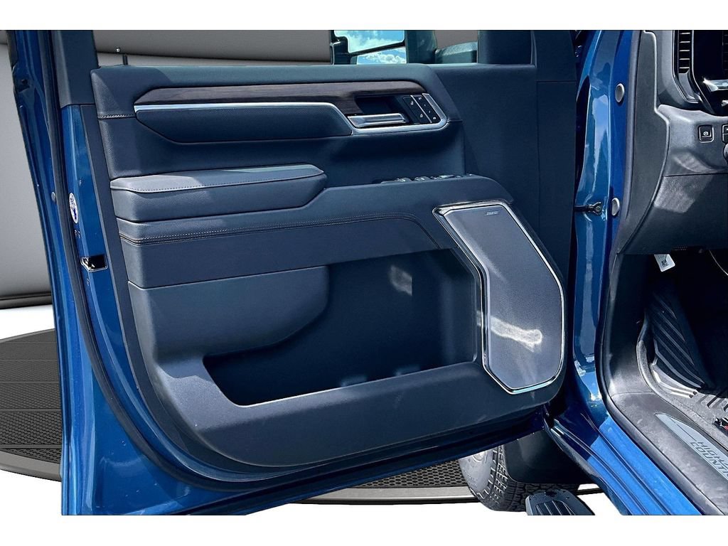New 2026 Chevrolet Silverado 2500 High Country w/ High Country Premium Package AWD/4WD image 38