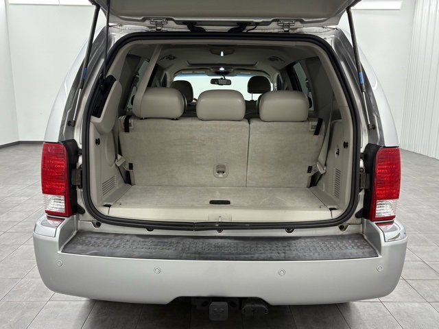 Used 2008 Chrysler Aspen Limited image 9