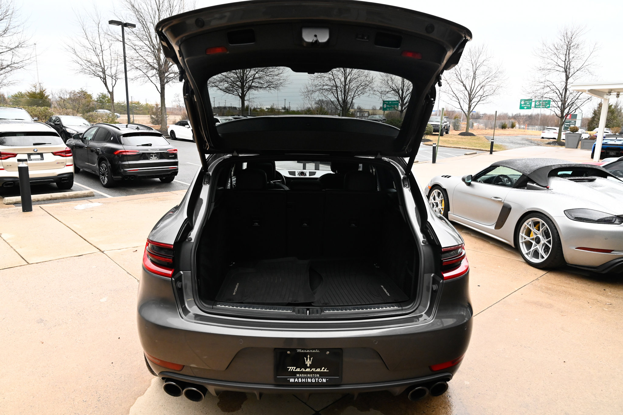 Used 2018 Porsche Macan Turbo image 42