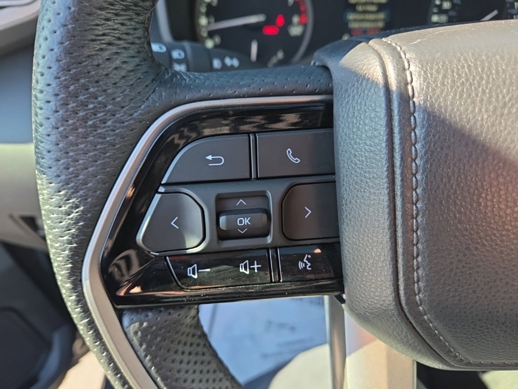 Used 2023 Toyota Tundra Limited image 29