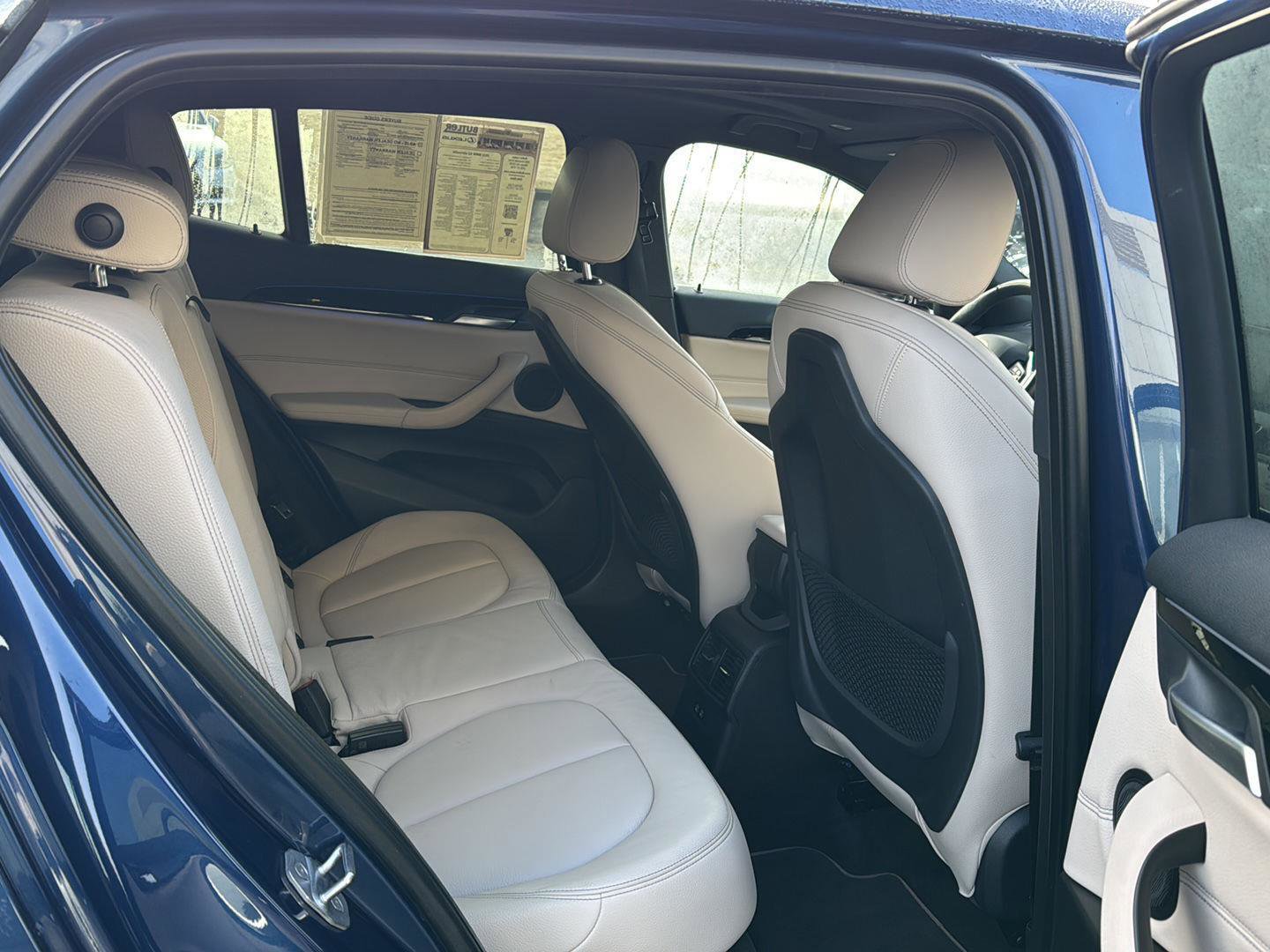 Used 2022 BMW X2 sDrive28i w/ Premium Package image 11