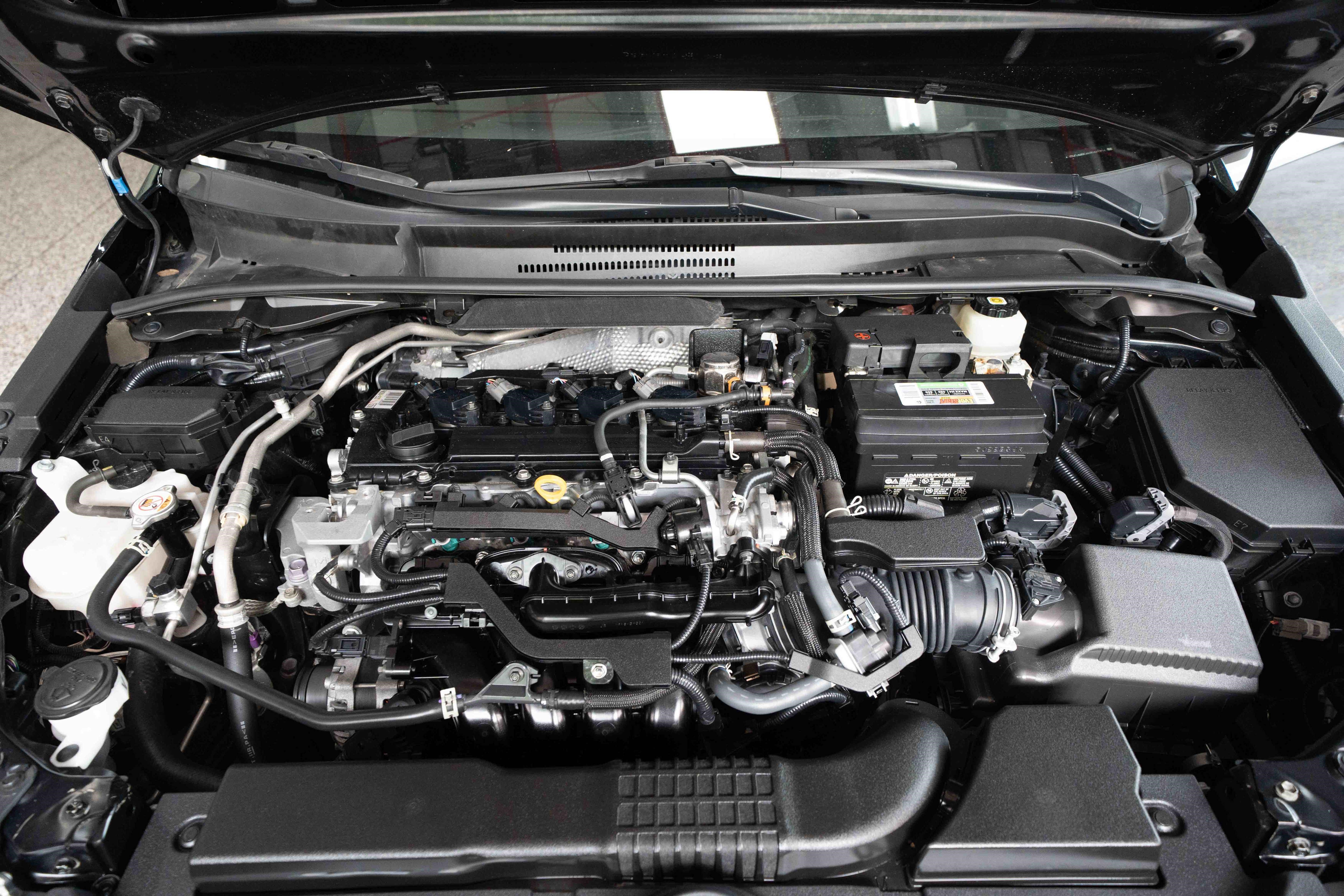 Used 2022 Toyota Corolla SE FWD image 30
