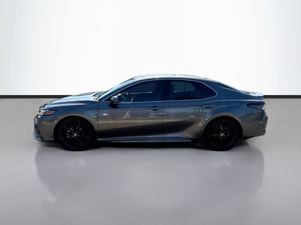 Used 2024 Toyota Camry XSE FWD image 4