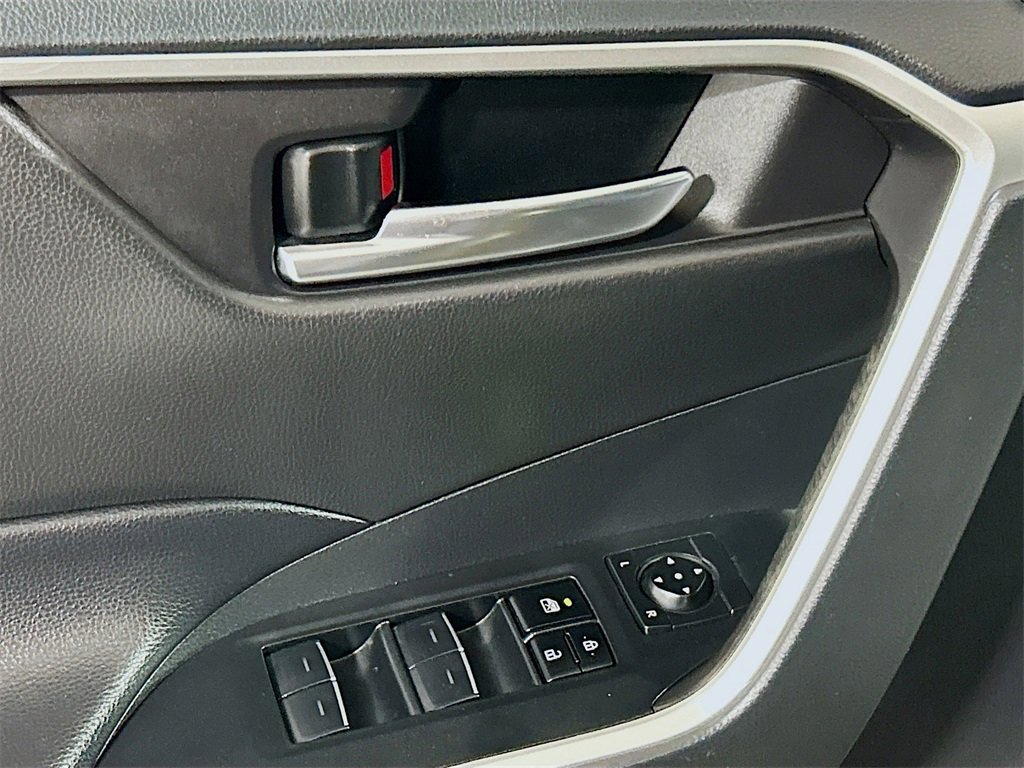 Used 2024 Toyota RAV4 XLE image 15
