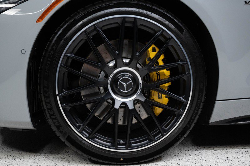 New 2026 Mercedes-Benz SL 63 AMG 4MATIC image 11
