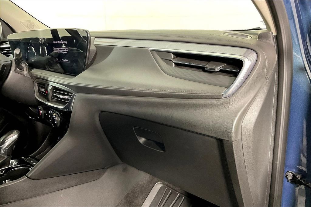 Used 2024 Buick Encore GX Sport Touring image 22