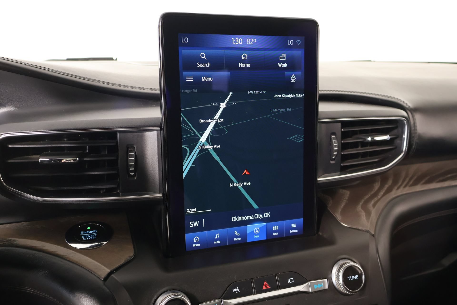 Used 2020 Ford Explorer Platinum w/ Premium Technology Package AWD/4WD image 7