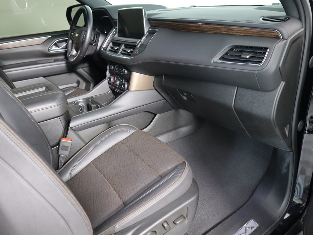 Used 2023 Chevrolet Tahoe High Country w/ Advanced Technology Package image 18