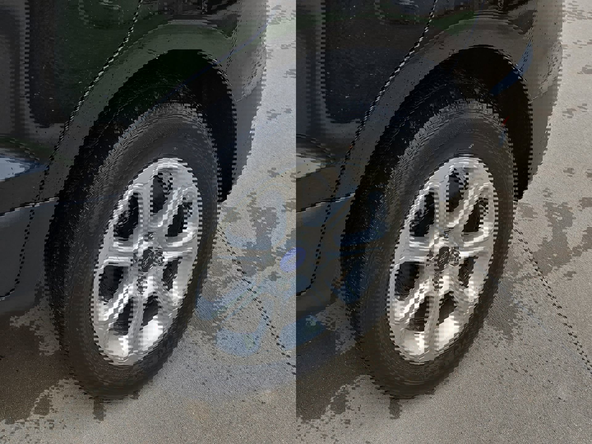 Used 2021 Ford EcoSport SE w/ SE Convenience Package FWD image 10