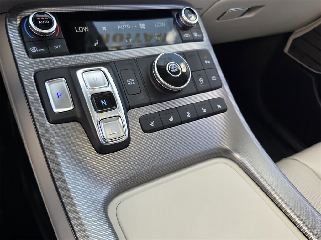 Used 2024 Hyundai Palisade Calligraphy image 28