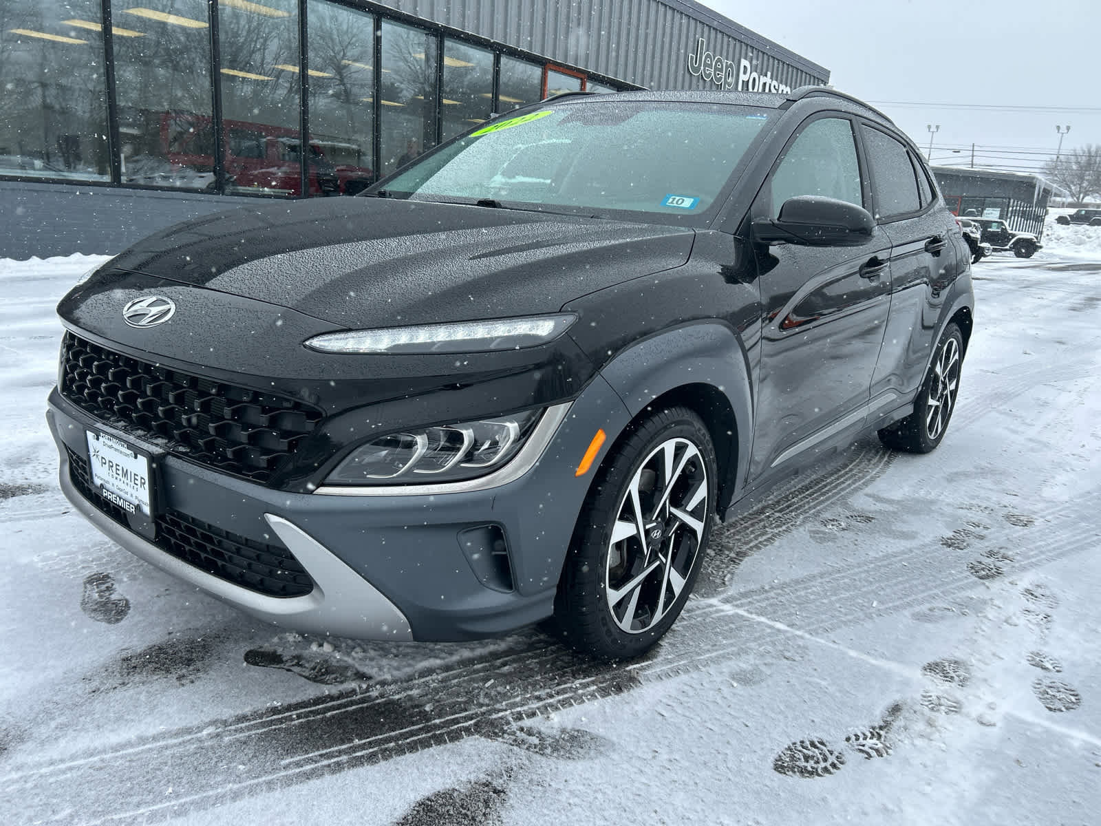 Used 2022 Hyundai Kona Limited image 10