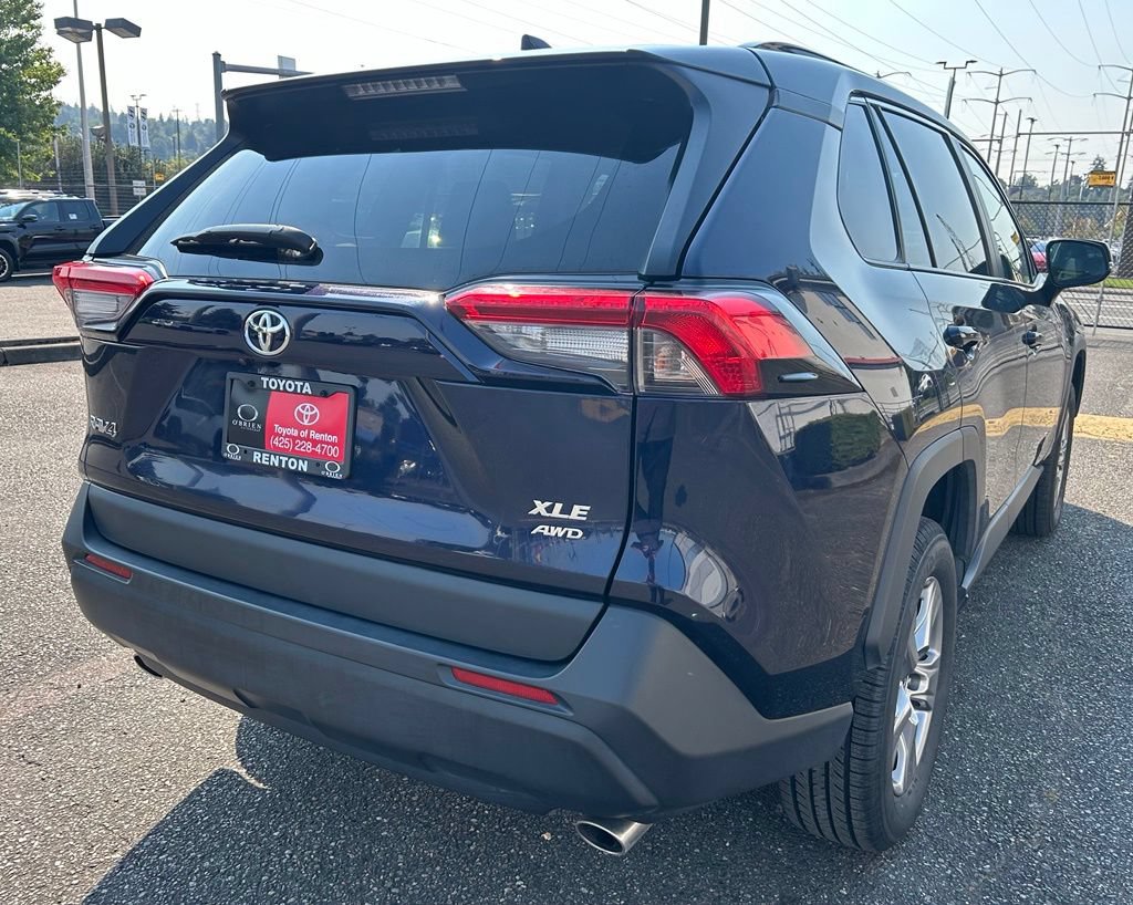 Certified 2025 Toyota RAV4 XLE AWD/4WD image 5