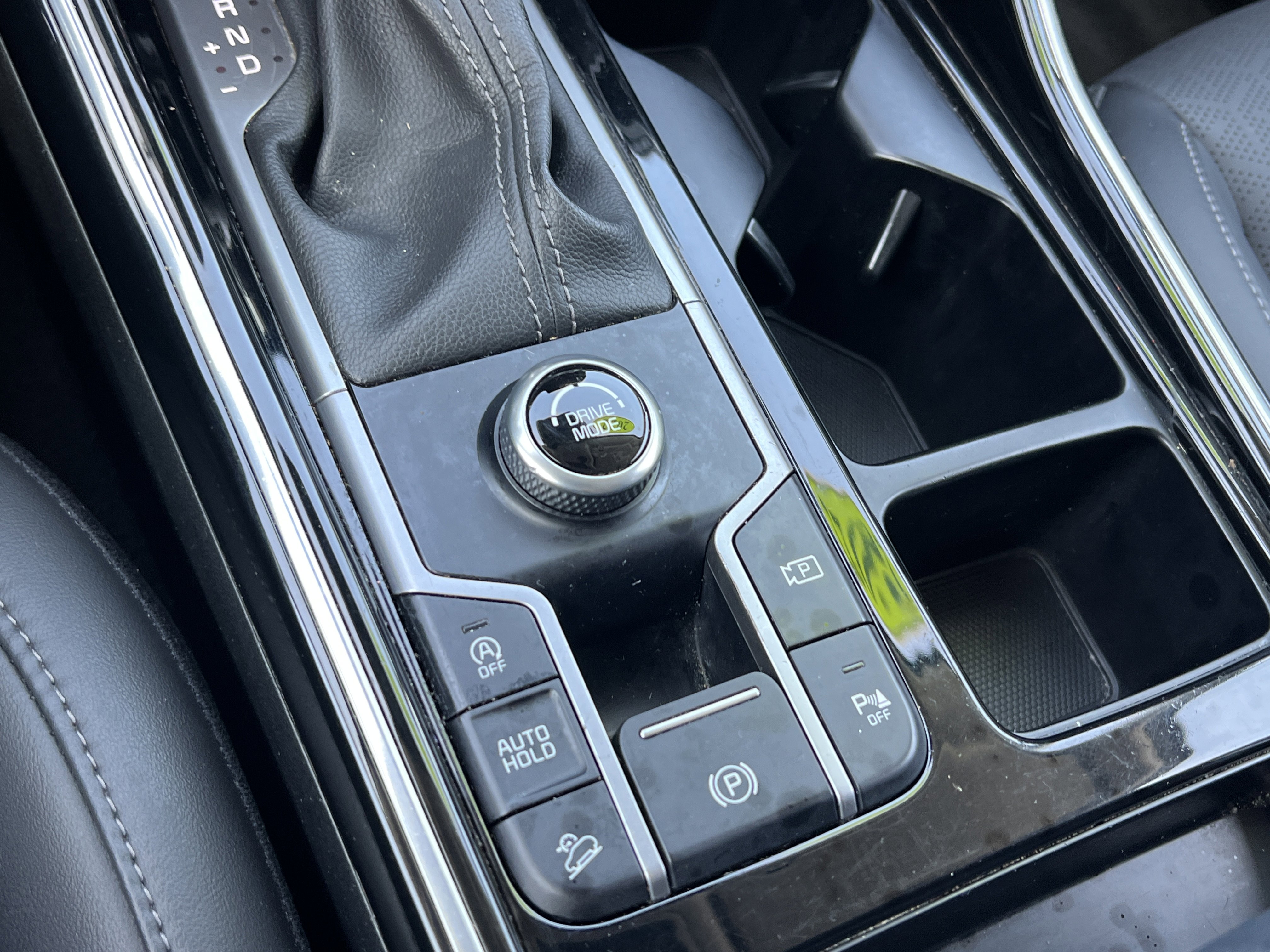 Certified 2022 Kia Sorento SX image 34