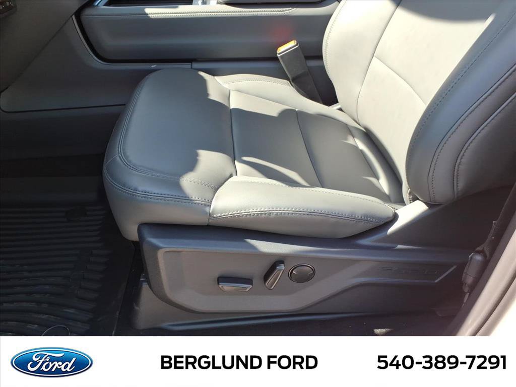 New 2026 Ford Expedition Max Active AWD/4WD image 16