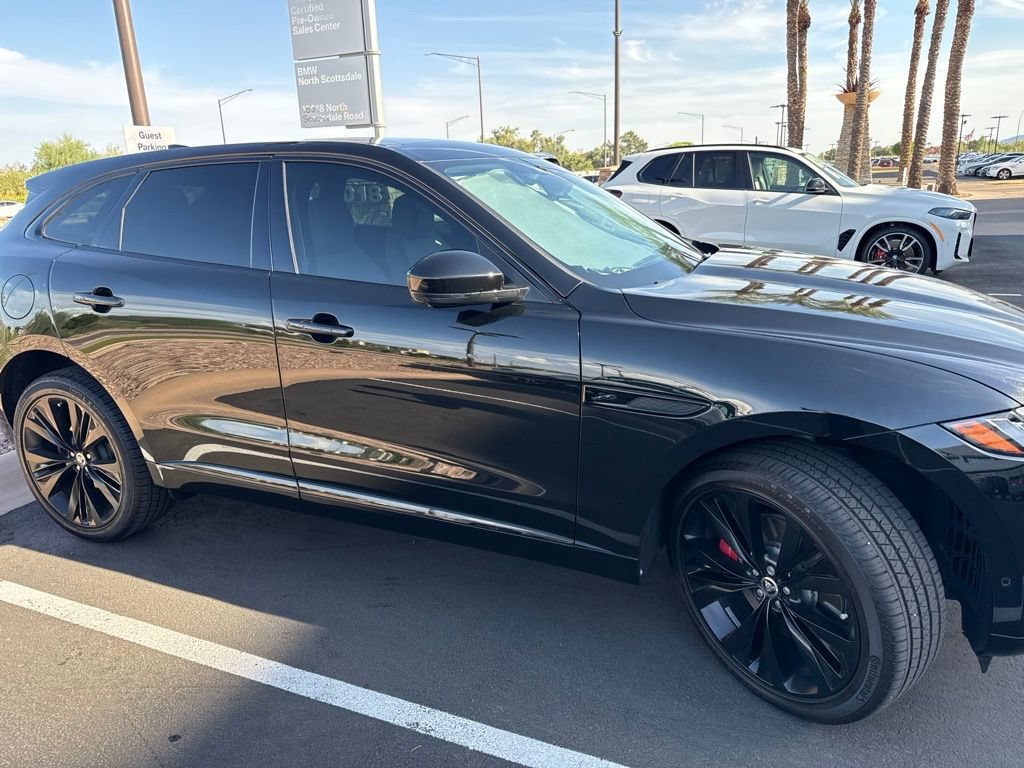 Used 2026 Jaguar F-PACE R-Dynamic S AWD/4WD image 6