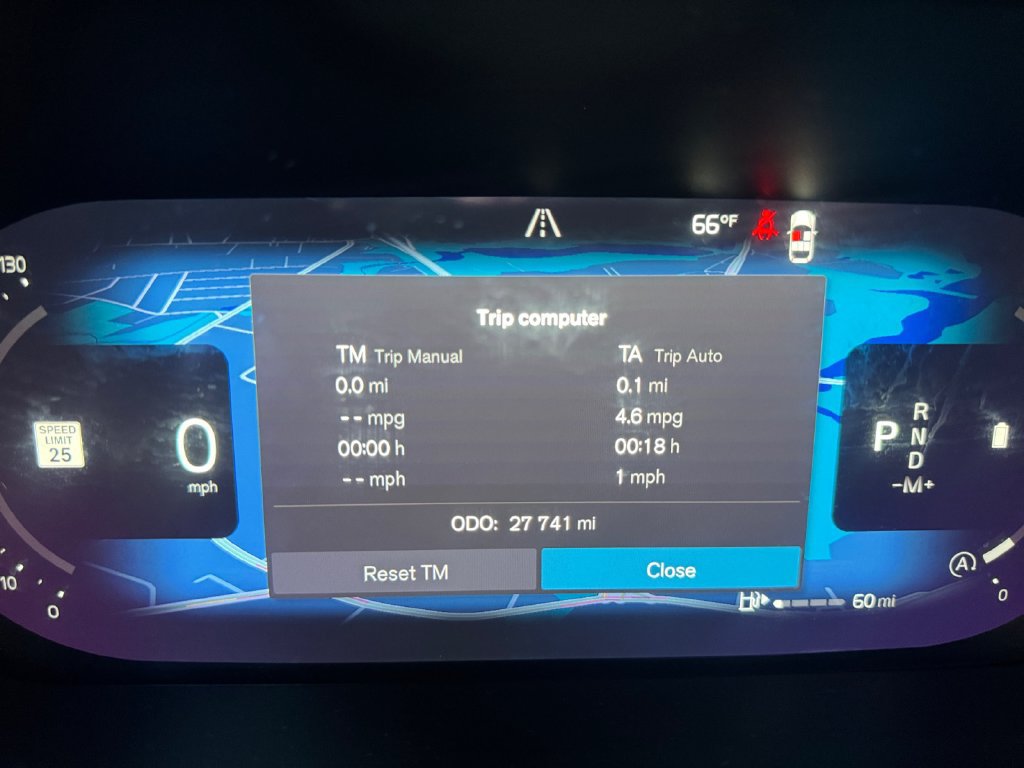 Certified 2024 Volvo XC60 B5 Core w/ Protection Package Premier AWD/4WD image 28