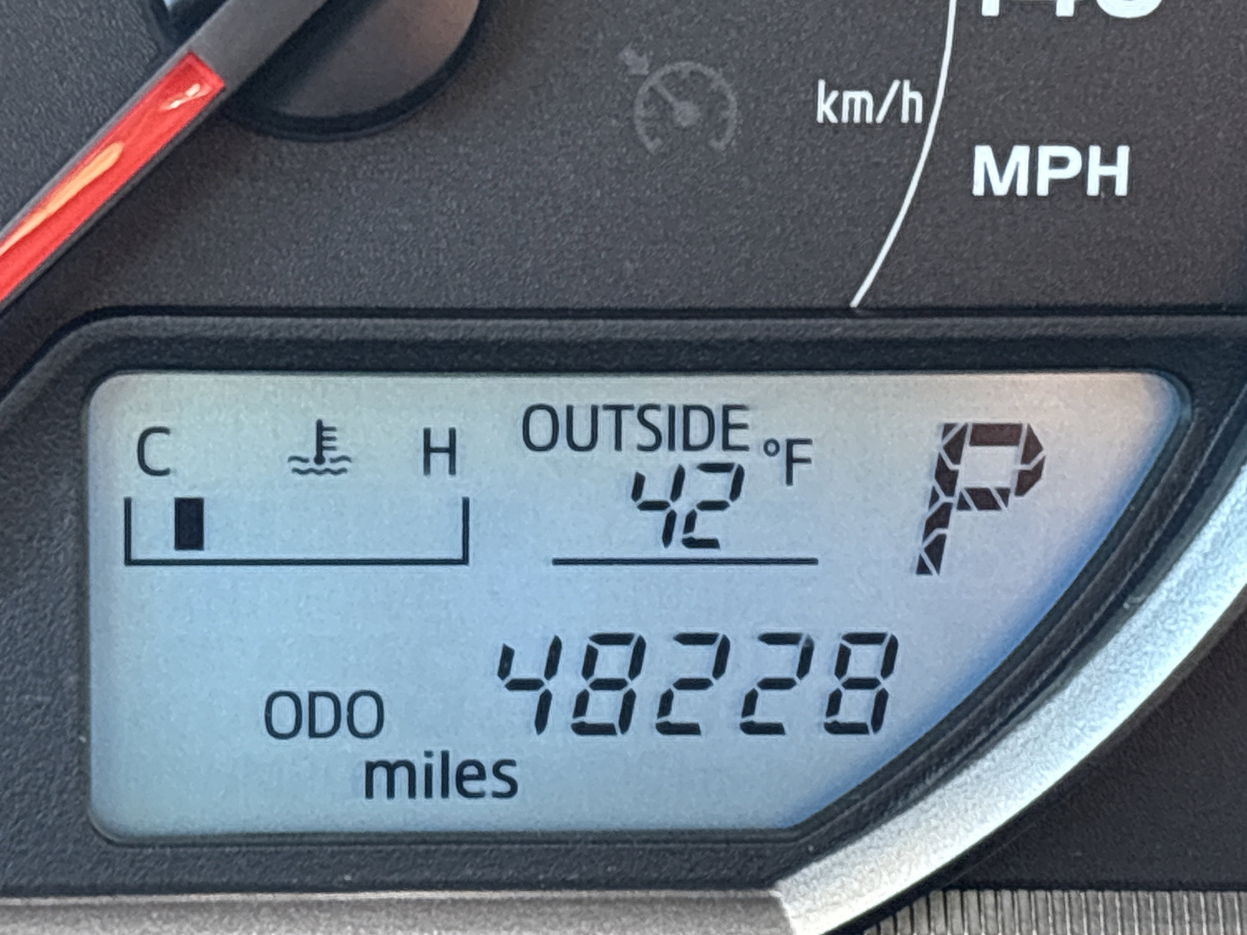 Used 2015 Toyota RAV4 XLE image 24