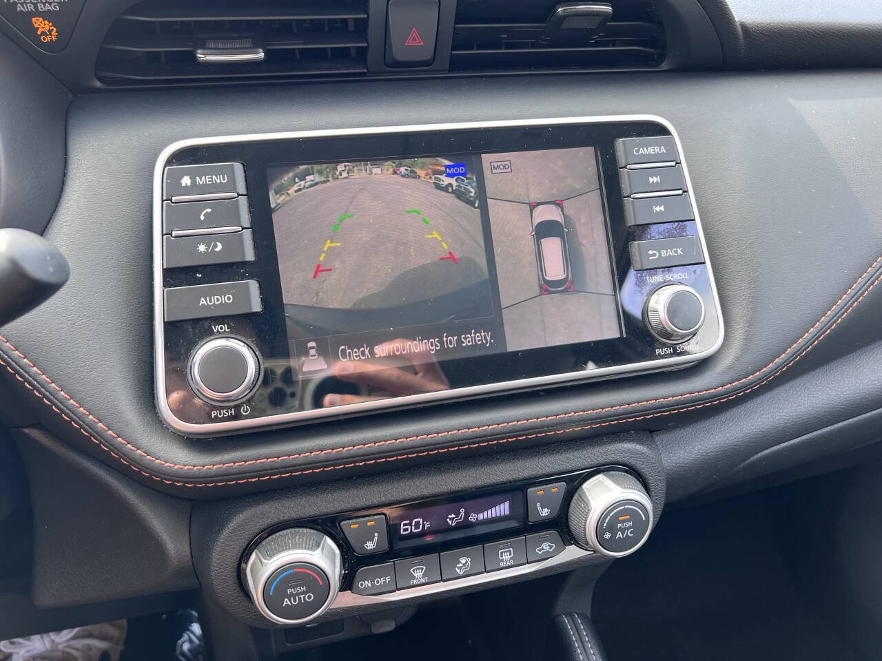 Used 2019 Nissan Kicks SR w/ SR Premium Package image 17