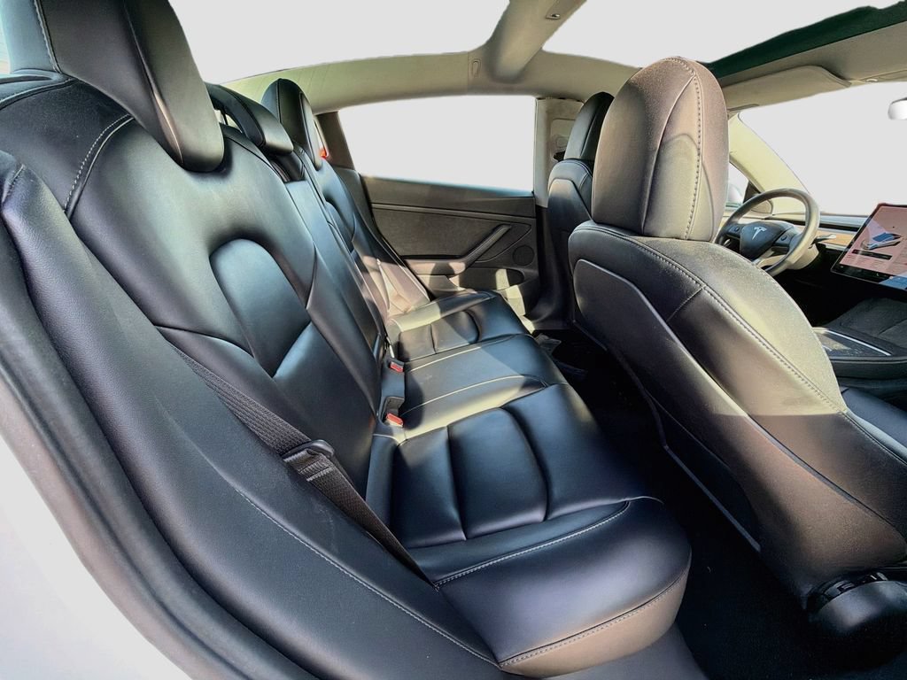 Used 2022 Tesla Model 3 Standard Range RWD image 30