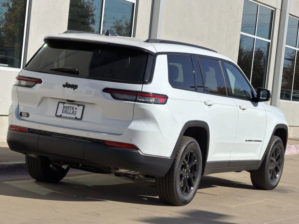 New 2025 Jeep Grand Cherokee L Altitude image 5