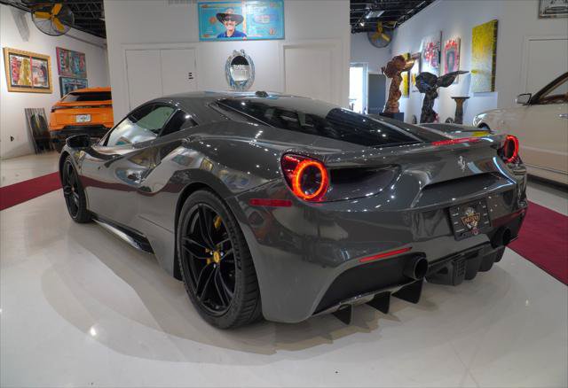 Used 2018 Ferrari 488 GTB RWD image 4