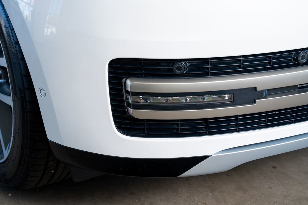 Used 2024 Land Rover Range Rover Long Wheelbase SE image 20