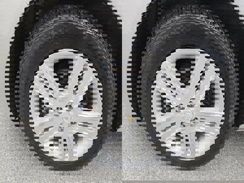 Used 2015 Chevrolet Spark LT image 16