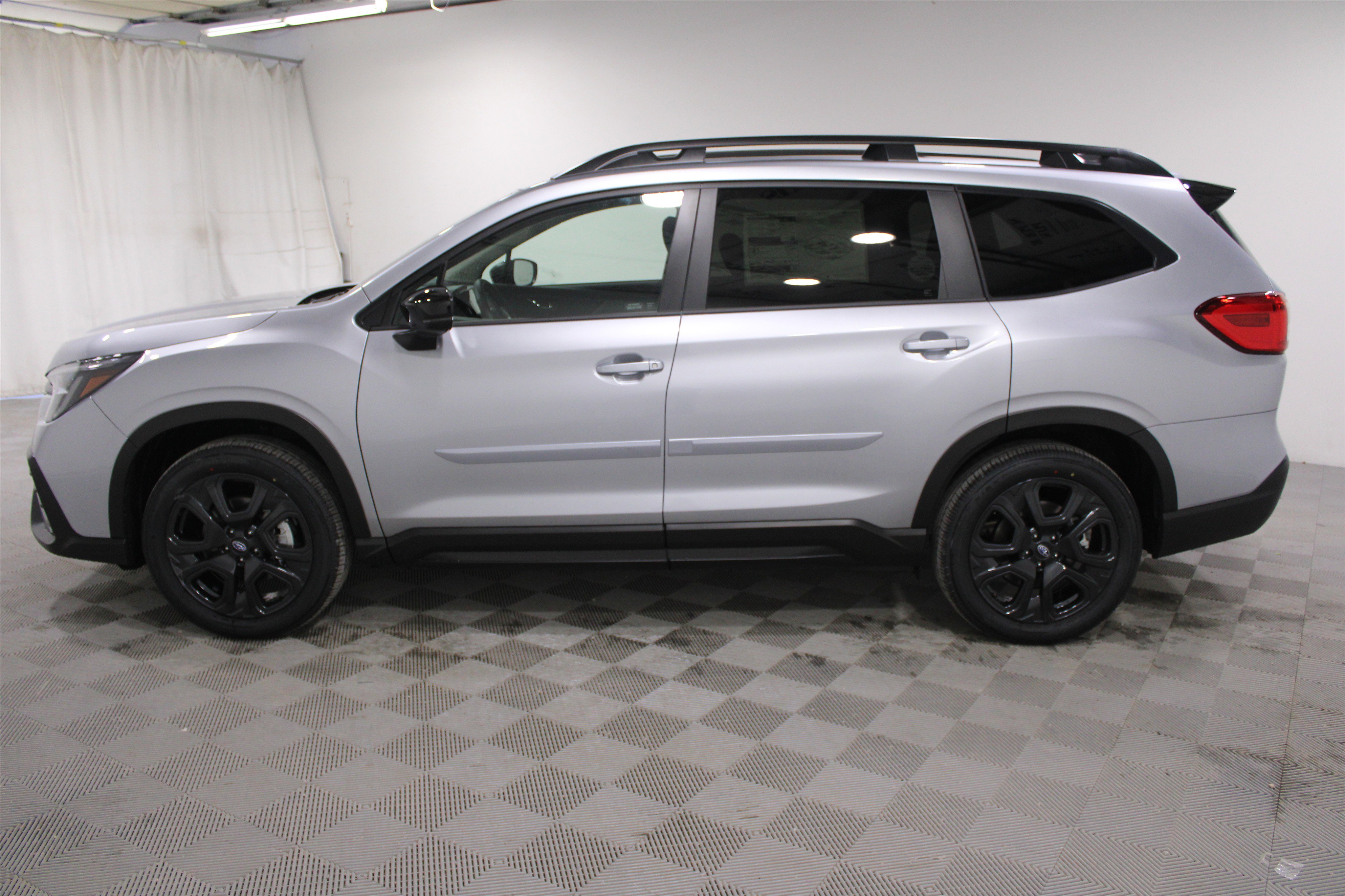 New 2025 Subaru Ascent Onyx Edition image 31