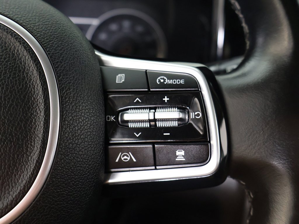 Used 2022 Kia Sorento EX w/ Panoramic Sunroof Package image 47