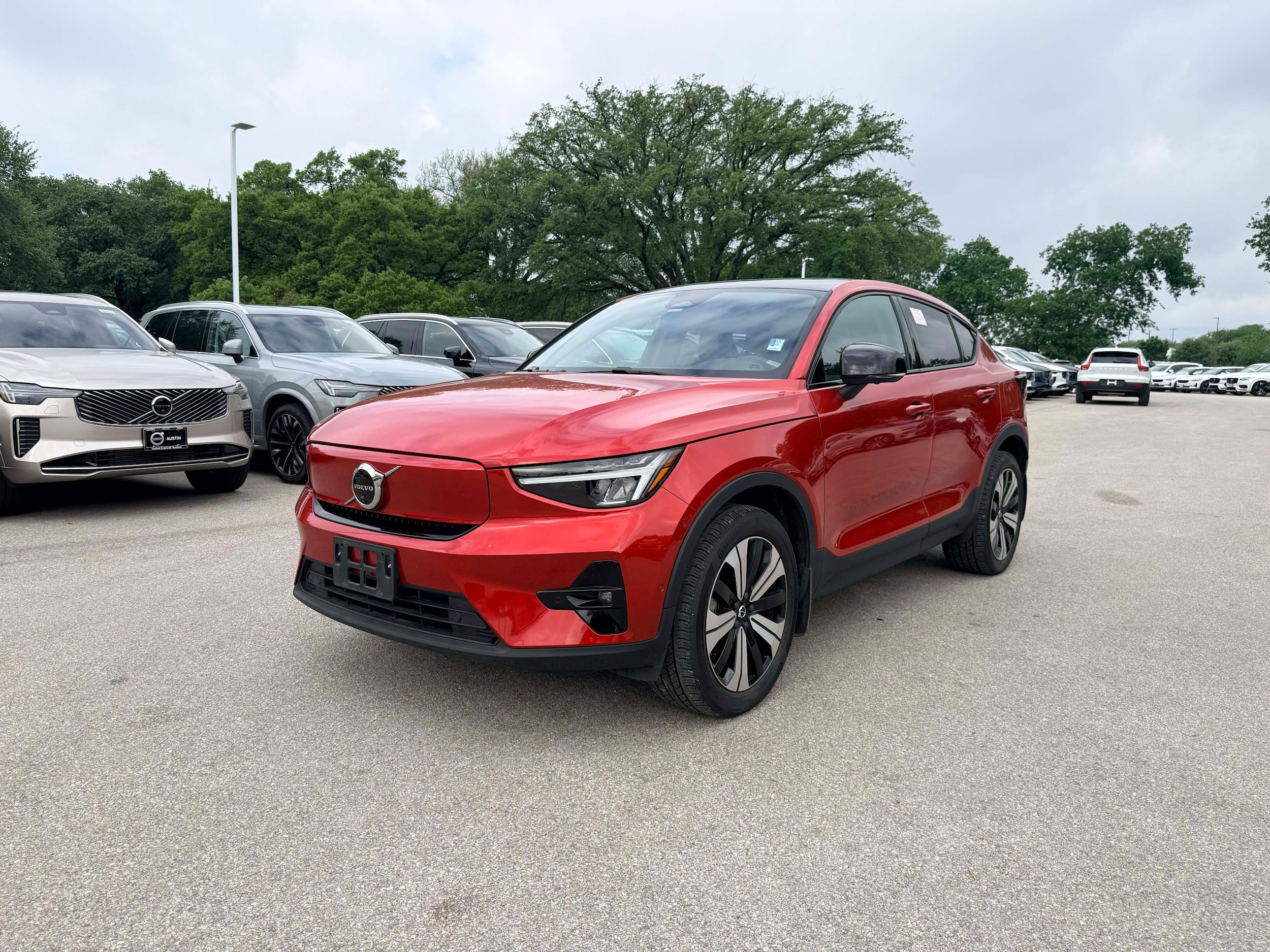 Certified 2023 Volvo C40 P8 Recharge Plus AWD/4WD image 2