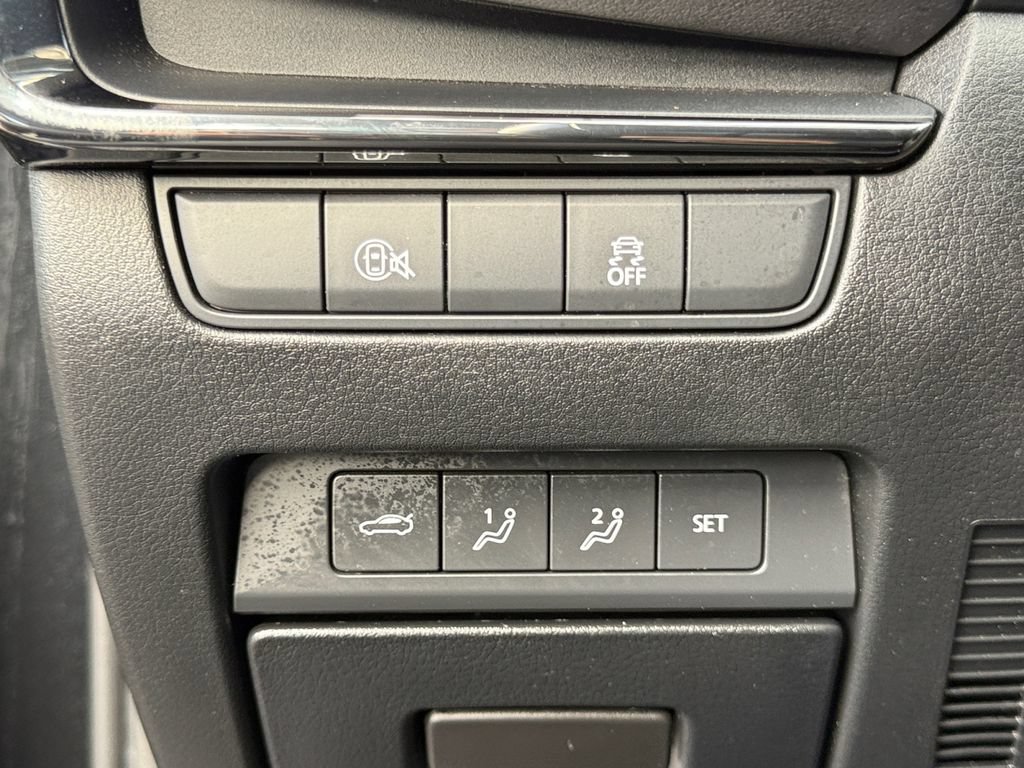Used 2024 MAZDA MAZDA3 s FWD image 22
