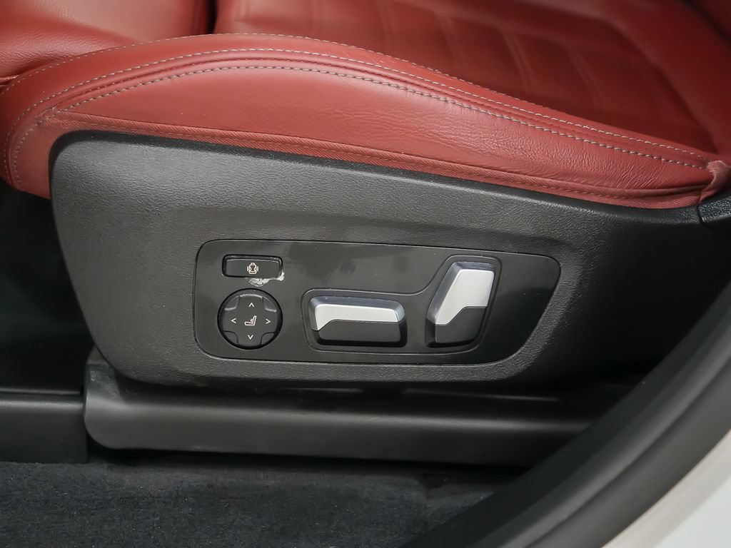 Used 2022 BMW X4 M40i w/ Premium Package AWD/4WD image 23