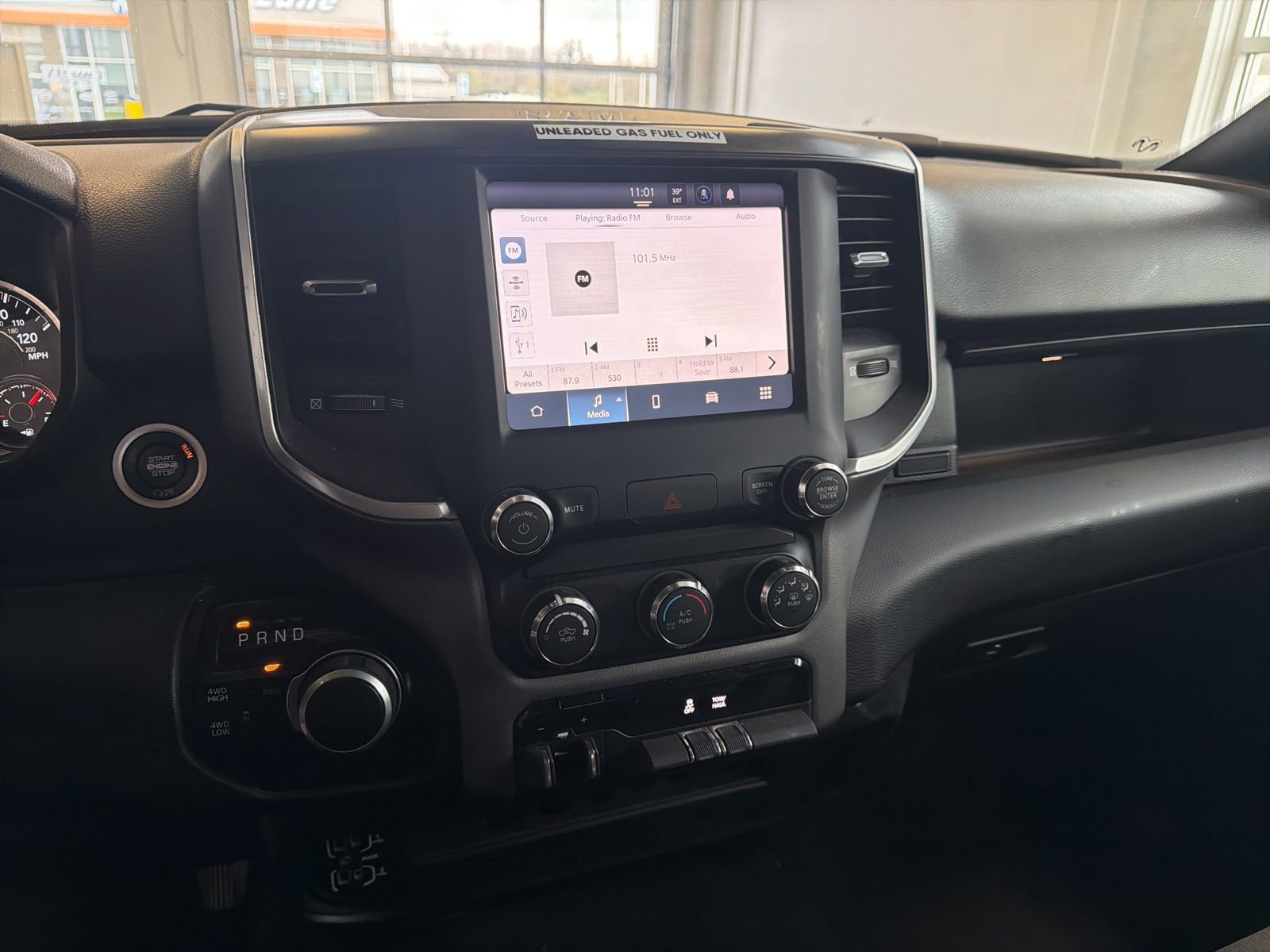 Used 2024 RAM 2500 Big Horn AWD/4WD image 21