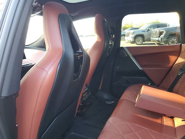 Used 2025 BMW iX M60 image 9