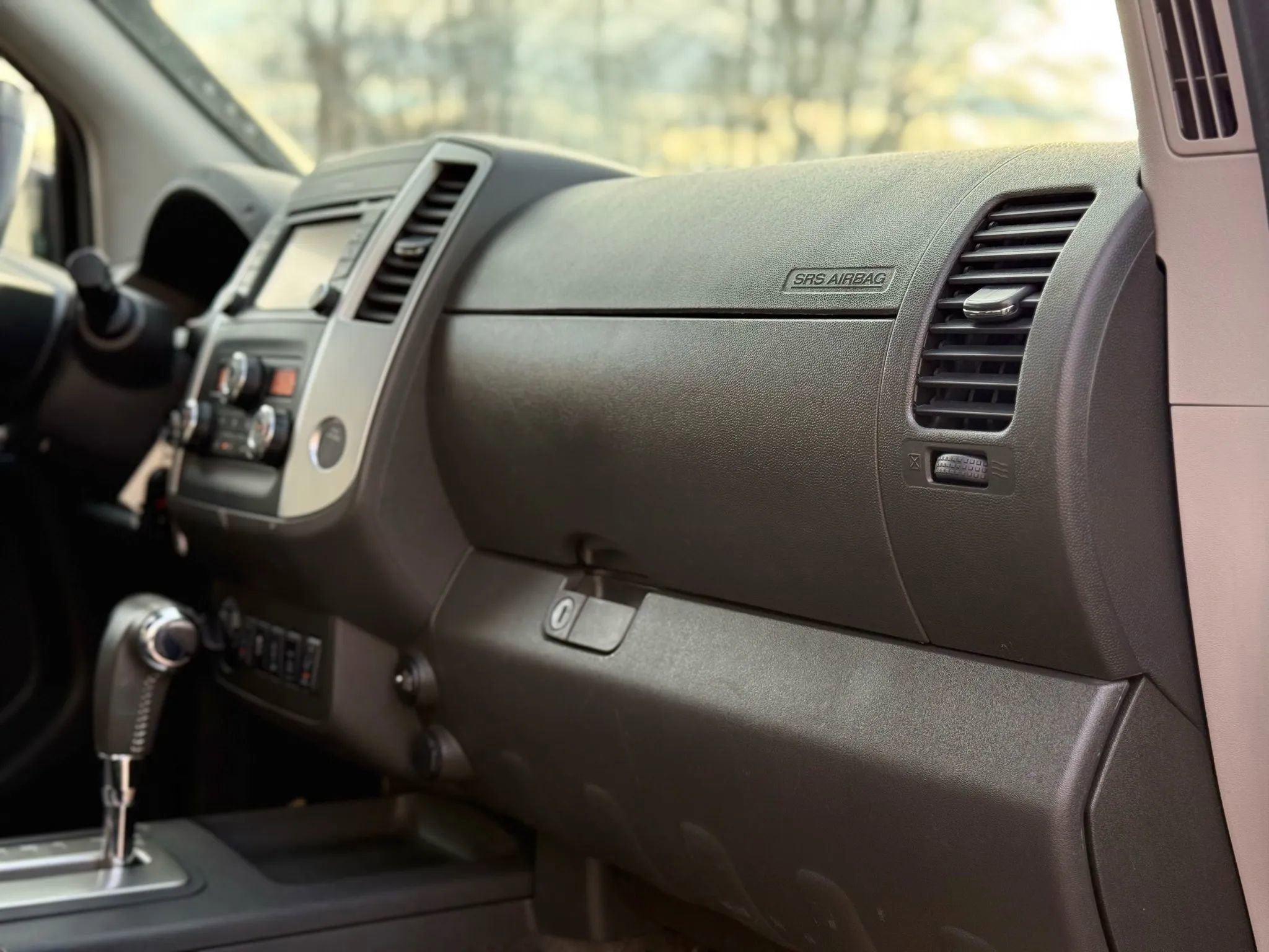 Used 2017 Nissan Frontier PRO-4X w/ Pro-4x Luxury Package image 47