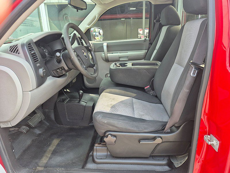 Used 2007 Chevrolet Silverado 1500 W/T w/ Towing Package AWD/4WD image 15