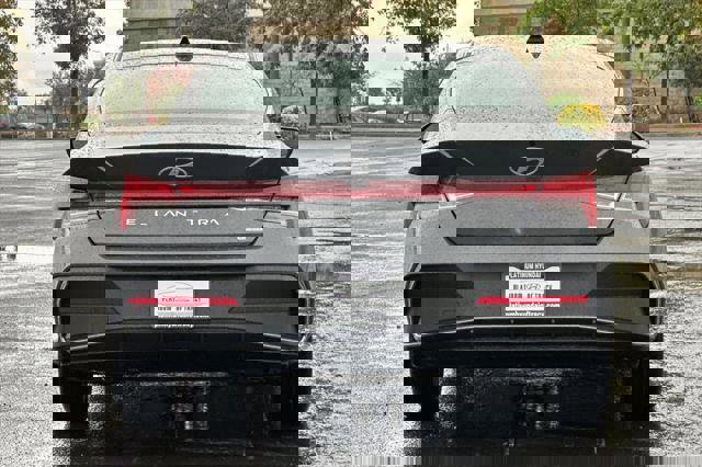 New 2026 Hyundai Elantra Blue image 5