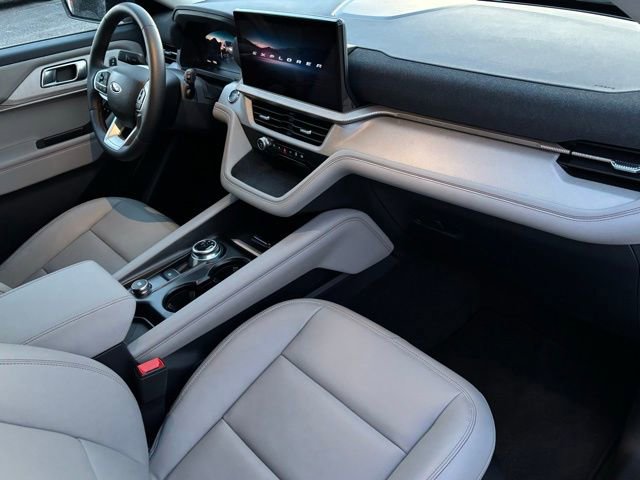 New 2025 Ford Explorer Active w/ Active Comfort Package image 25