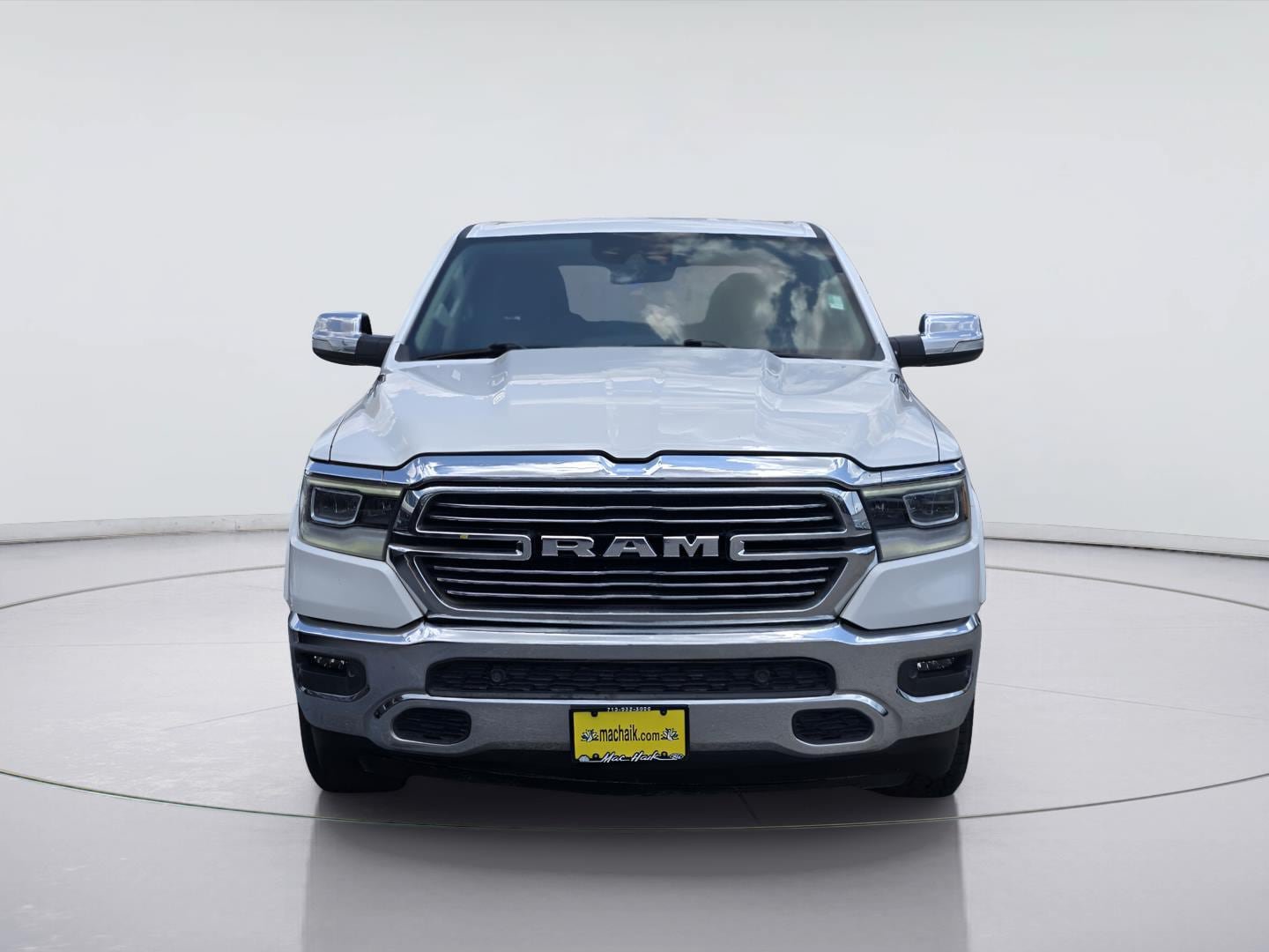 Used 2022 RAM 1500 Laramie AWD/4WD image 2