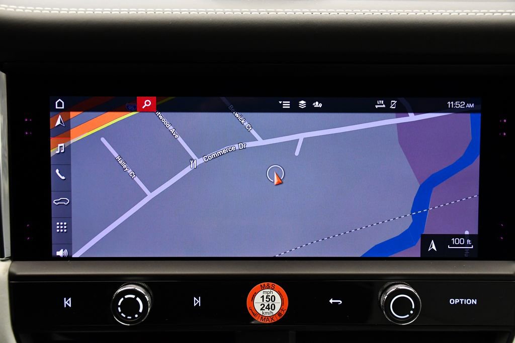 Certified 2025 Porsche Macan image 31