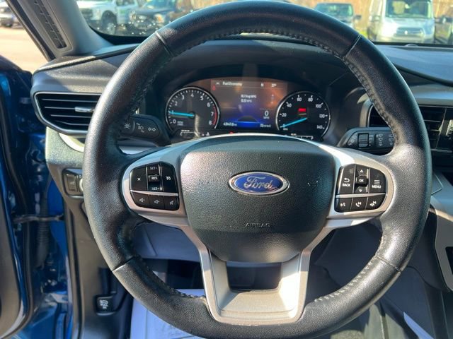 Used 2022 Ford Explorer XLT w/ Equipment Group 202A image 27