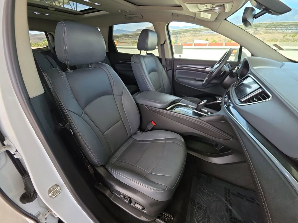 Used 2020 Buick Enclave Essence FWD image 29