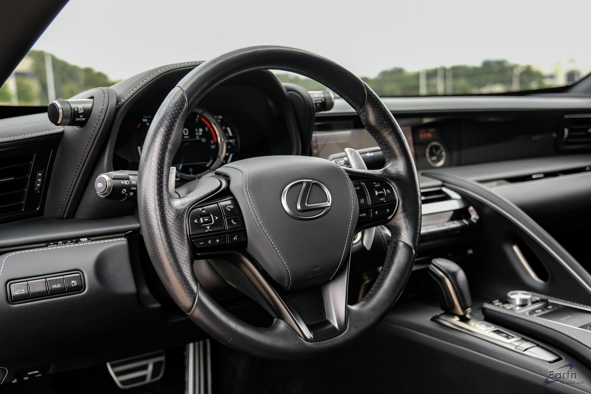 Used 2021 Lexus LC 500 Convertible w/ Touring Package RWD image 38