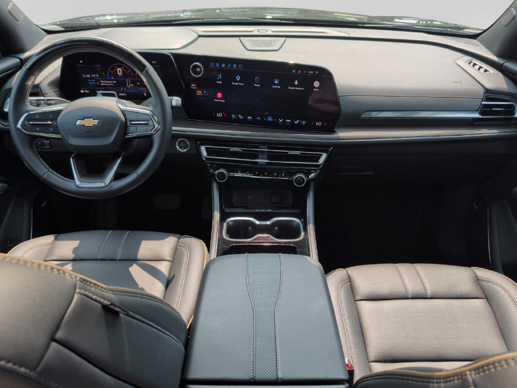 Used 2026 Chevrolet Traverse High Country w/ LPO, Floor Liner Package AWD/4WD image 18