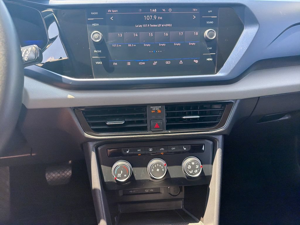Certified 2022 Volkswagen Taos SE AWD/4WD image 15