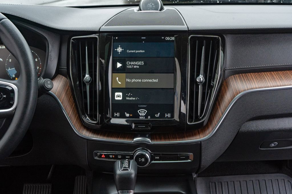 Used 2020 Volvo XC60 T6 Inscription w/ Protection Package Premier image 23